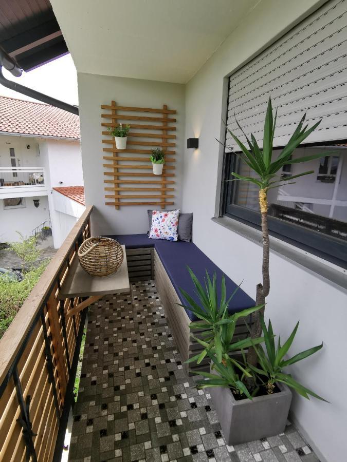 Moderne Ferienwohnungen Mit Designbad Petting エクステリア 写真