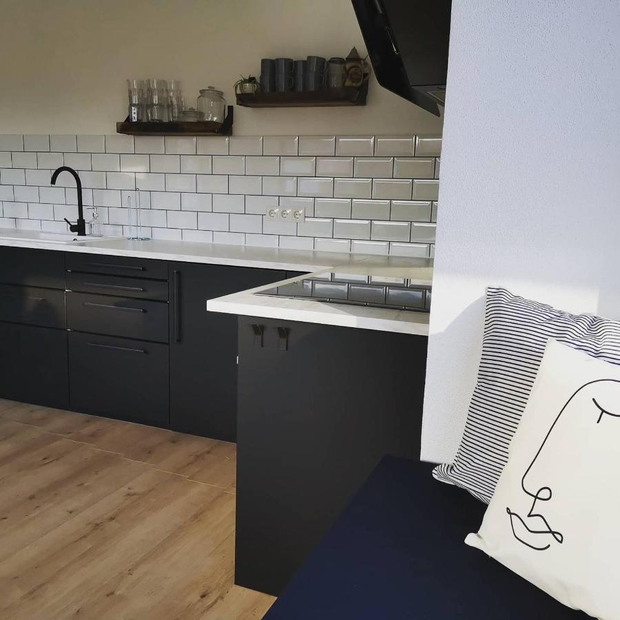 Moderne Ferienwohnungen Mit Designbad Petting エクステリア 写真