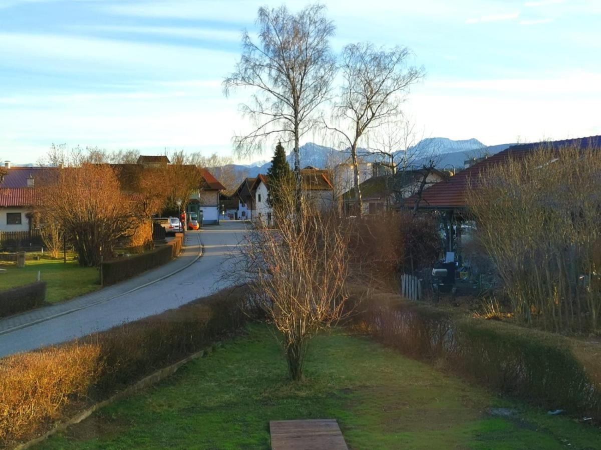 Moderne Ferienwohnungen Mit Designbad Petting エクステリア 写真