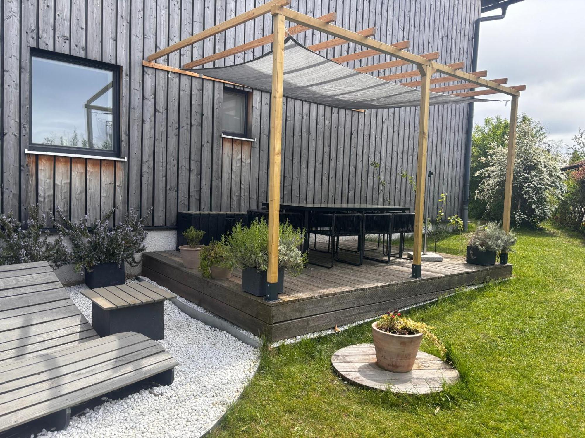 Moderne Ferienwohnungen Mit Designbad Petting エクステリア 写真